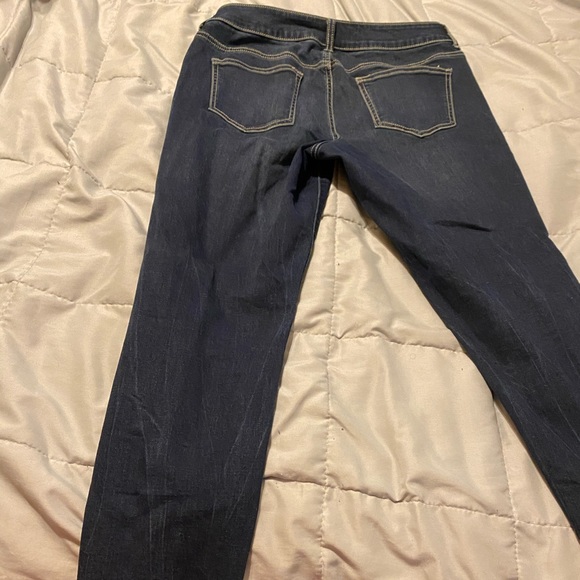 Destructed hem jeans - Picture 4 of 4